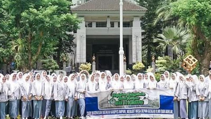Kunjungan Edukasi MAN 10 Jombang ke Kampus Ternama di Malang