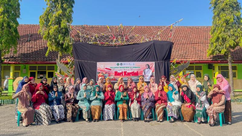 Peringatan Hari Kartini di MAN 10 Jombang
