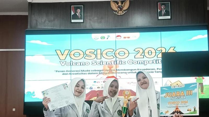 MAN 10 Jombang Raih Juara II LKTI VOSICO 2026 di Universitas Negeri Malang