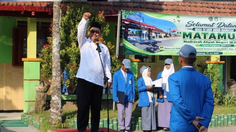 Apel Pembukaan MATAMUDA MAN 10 Jombang Tanamkan Semangat Berprestasi