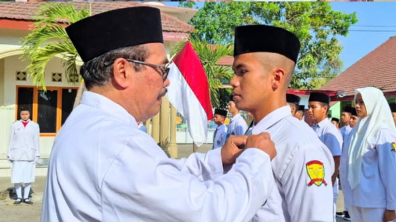 Kepala MAN 10 Jombang Lantik Pengurus OSIM 2026–2027, Tekankan Keteladanan dan Tanggung Jawab